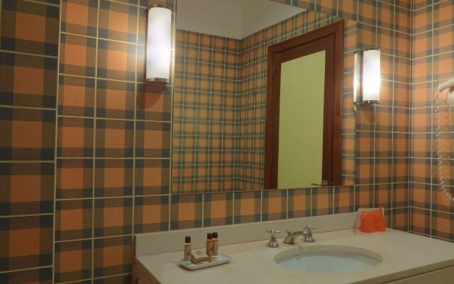 Golden Tulip Caramulo