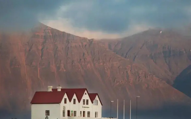 Hamarinn Guesthouse