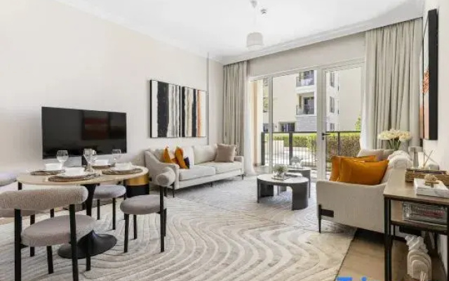Stylish 2BR with Beach Access