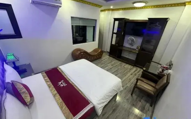 Hoang Gia Long Bien Hotel