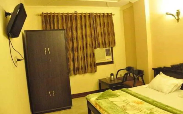 Hotel Amrit Villa