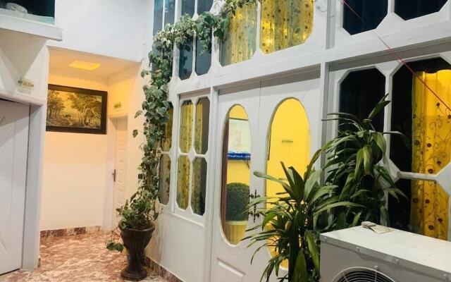 Thikana Hotel