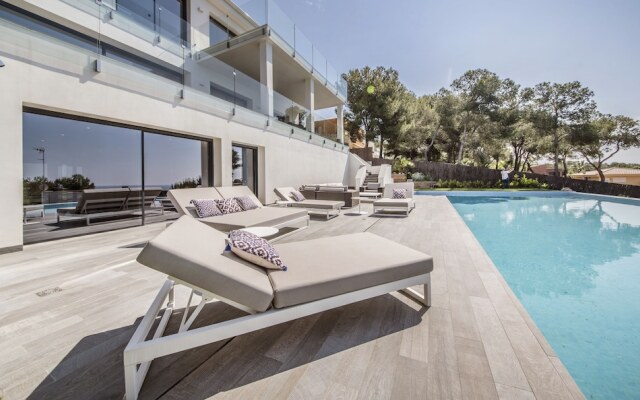 Exclusive Tamarit Villa TH 85