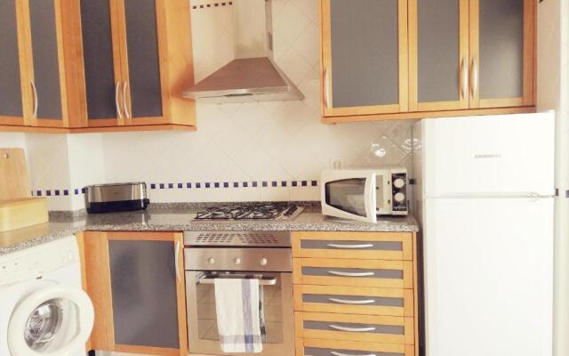 Quinta Gomeira by Amandio Batista