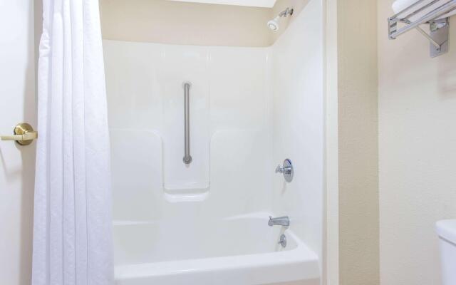Super 8 By Wyndham Spartanburg/I-26 Exit 22