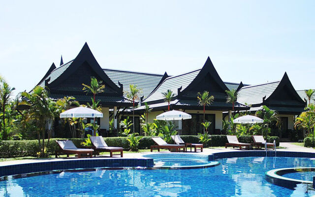 Airport Resort & Spa