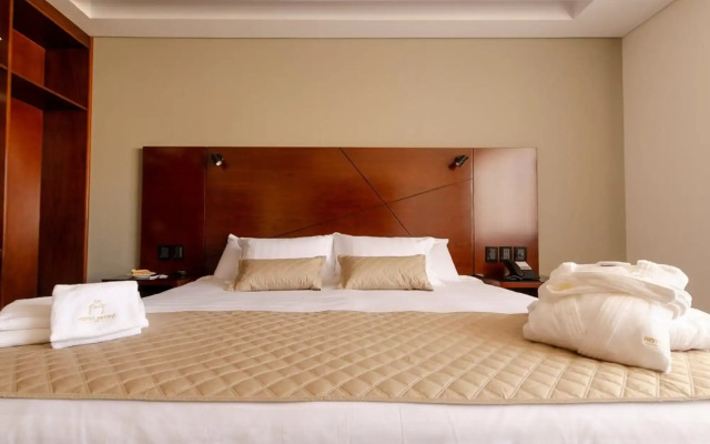 Hotel Mitru Sur