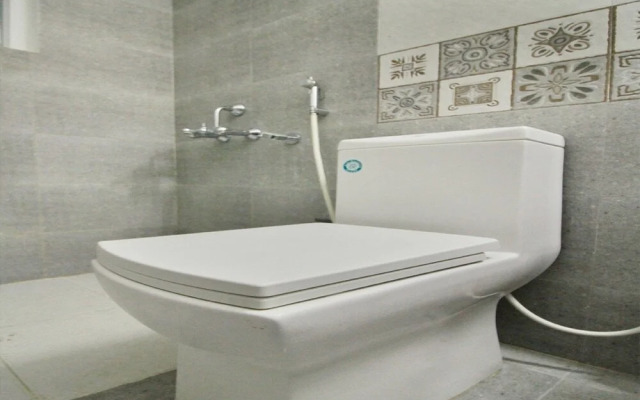 Sathya Lodge By OYO Rooms