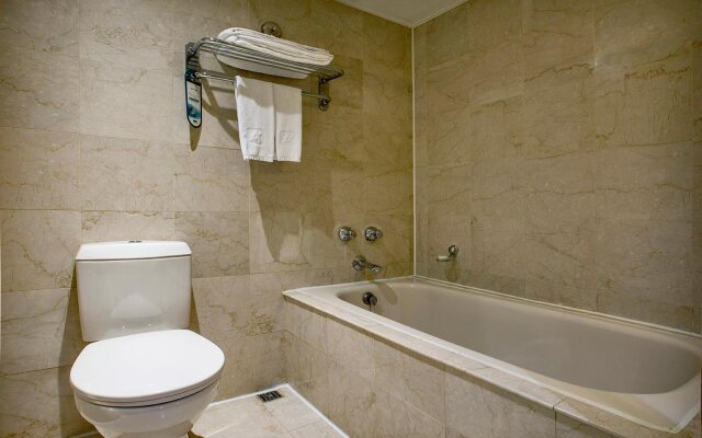 Carlton Hotel-Chung Hwa