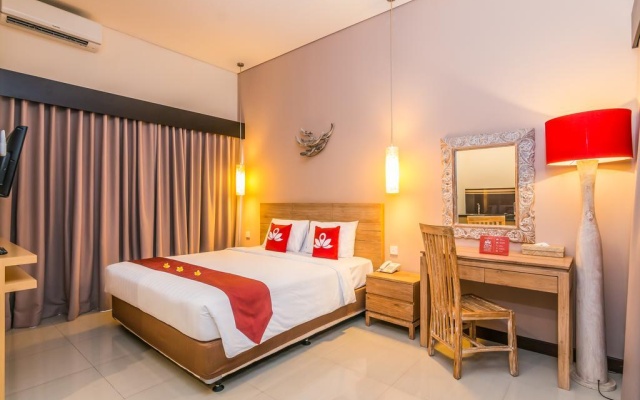 ZEN Premium Seminyak Eka Laweya – Guest Rooms – Kuta
