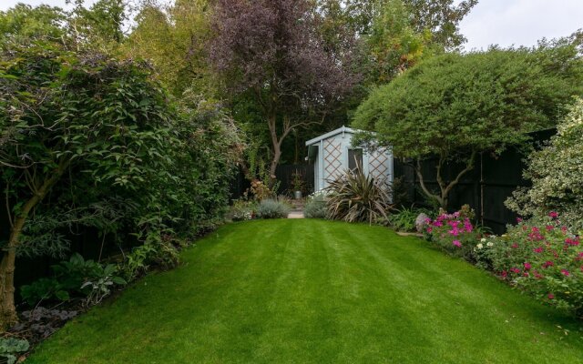 Homely 2 Bedroom House in South East London