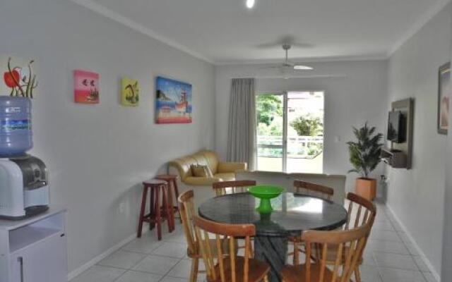 Residencial Regina Maris Apto 05