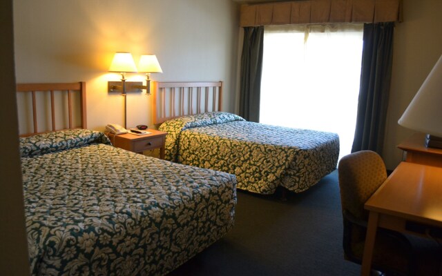 Seaside Inn & Suites