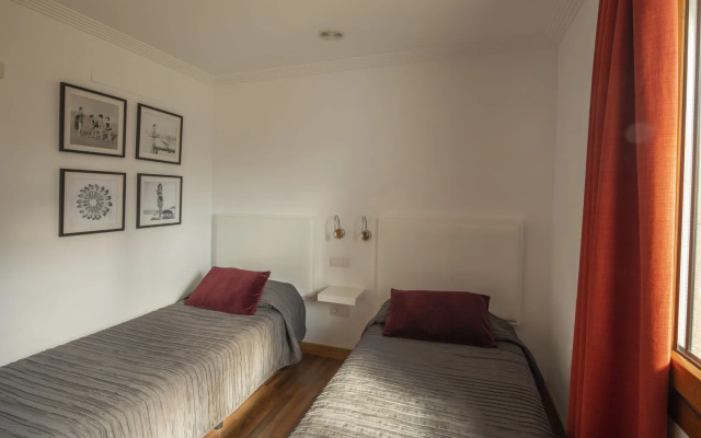 Playa Blanca Beach Mate