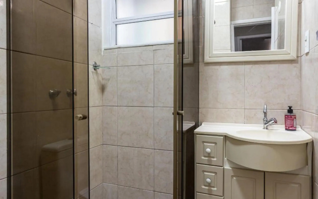 Pineapples PM203 - Moderno apartamento em Ipanema