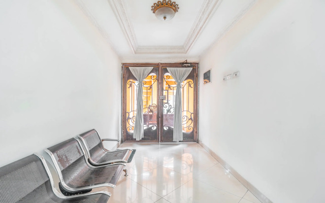 OYO 2765 Mulia Raja
