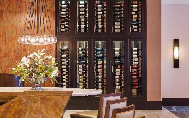 Hilton Kansas City Airport