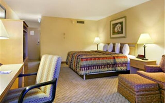 Howard Johnson Plaza Wichita Falls