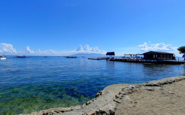 El Galleon Dive Resort with Asia Divers