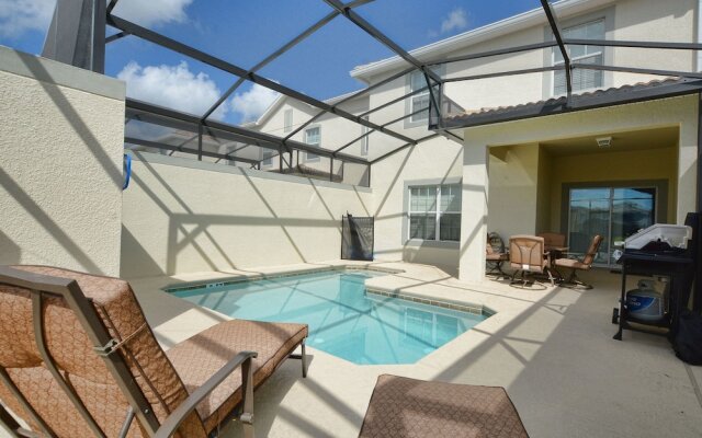 Storey Lake 4 Bedroom Townhome w Splashpool - 1619ST