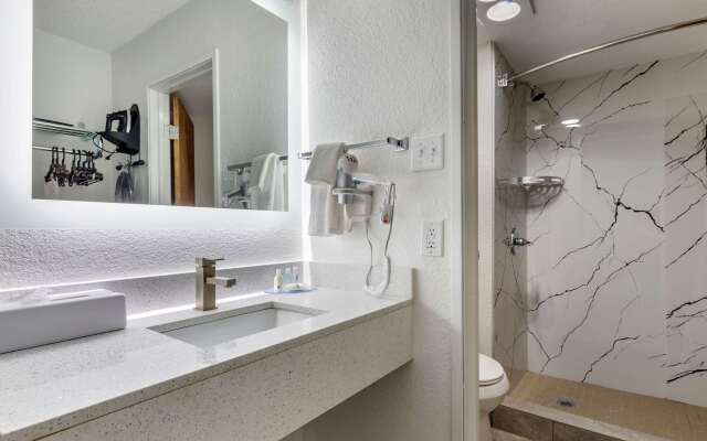 Quality Inn & Suites Sulphur Springs