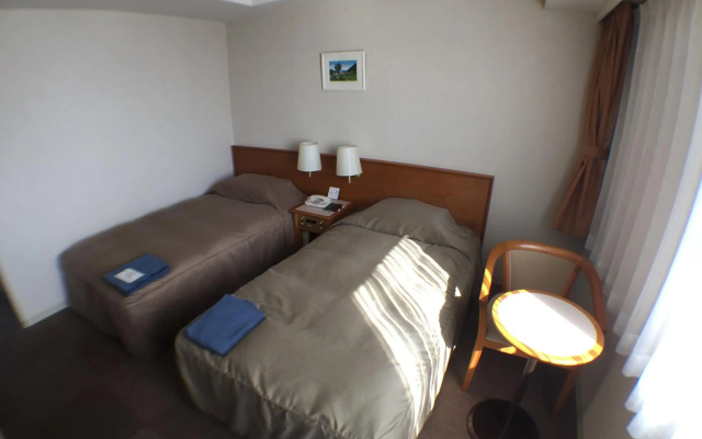 Hotel Okhotsk Palace