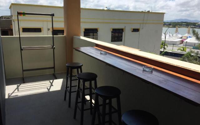 Suite 18 Boutique Hotel - Hostel