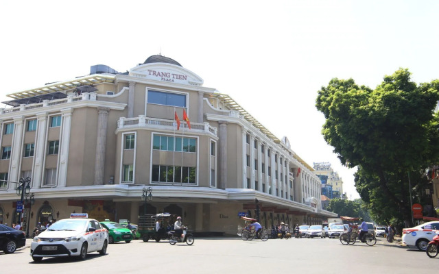 Nine Housing - Kim Ma