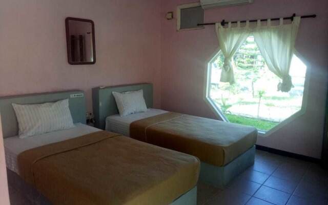 Purnama Beach Hotel Lombok