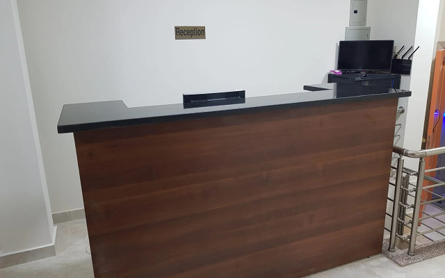 Al Raya Apartments