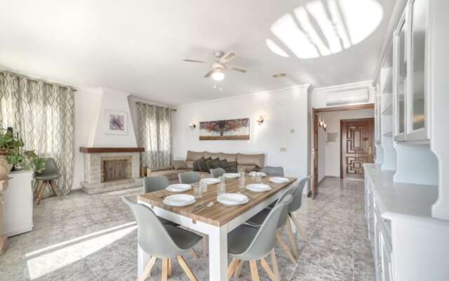 Villa in Calpe - 104270 by MO Rentals