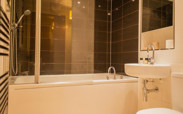 Comfy One Bedroom Apartment in City of London