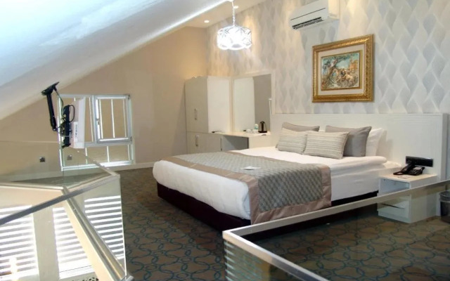 Seven Deep Hotel