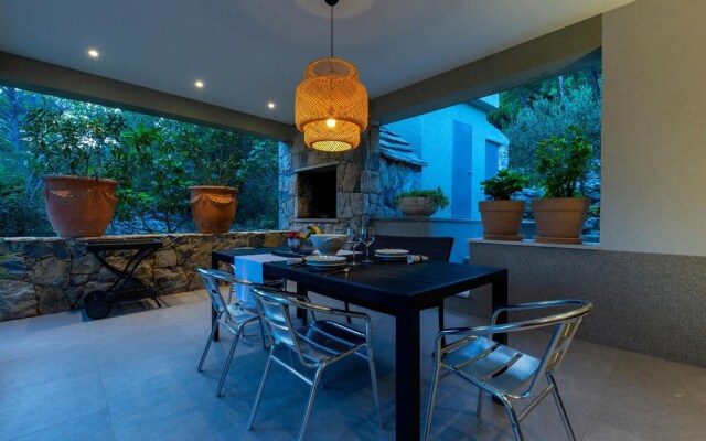 Amazing Home in Naklice With Wifi and 2 Bedrooms