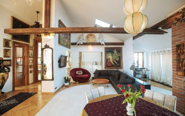 Unique Luxury Loft with Terrace in Old Town