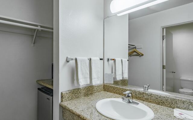 Motel 6 Gresham