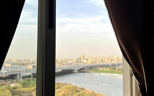 البحر الأعظم علي النيل