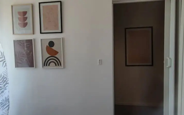 Stunning 2-bed House in Jezera With Sea Views