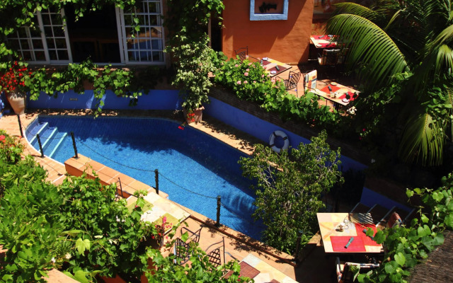 Amanhavis Hotel