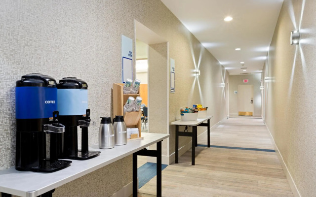 Holiday Inn Express Hauppauge by IHG