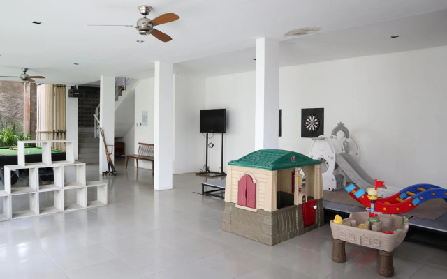 K Gallery Hotel
