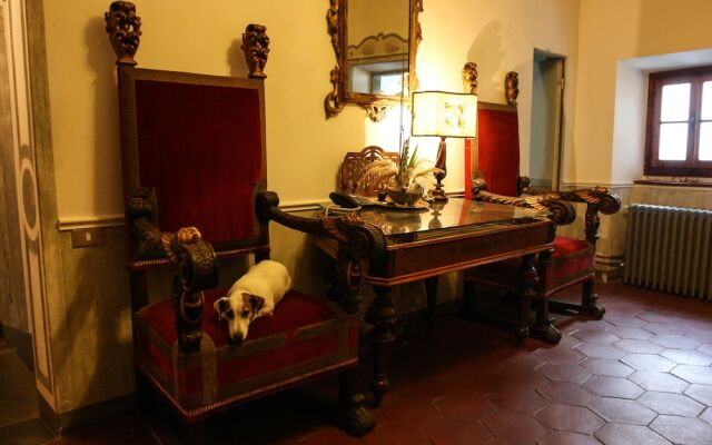 Chianti Yoga - The Tuscan Collection