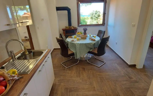 Kandarola Resort