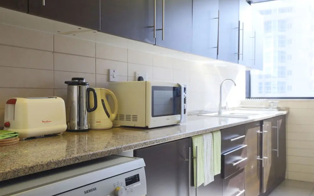 OYO Home 300 2BHK Al Waleed Paradise JLT