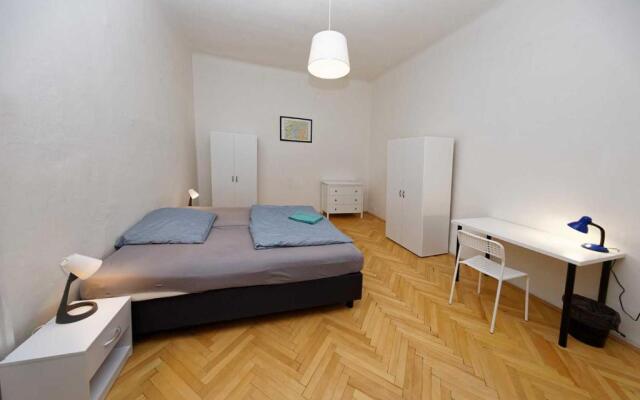 Peter's Tower Apartments
