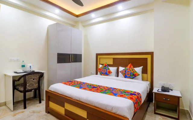 Fabhotel Star Corporate Suite