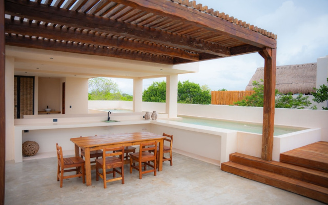 Pool Rooftop Gym Tulum 2BR Penthouse A5