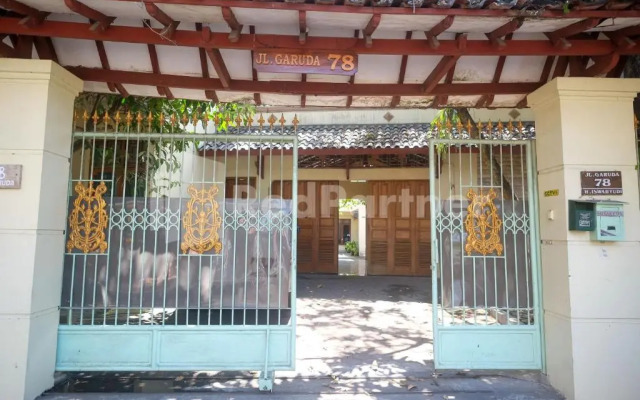 OYO 91603 Wisma Garuda