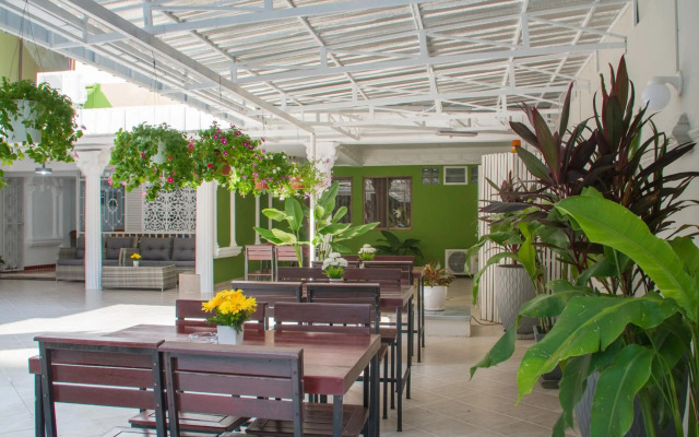 TJ Guest House