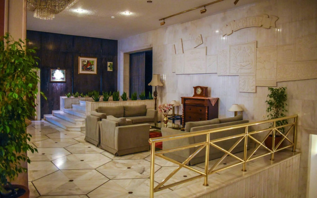 Creta Star Hotel